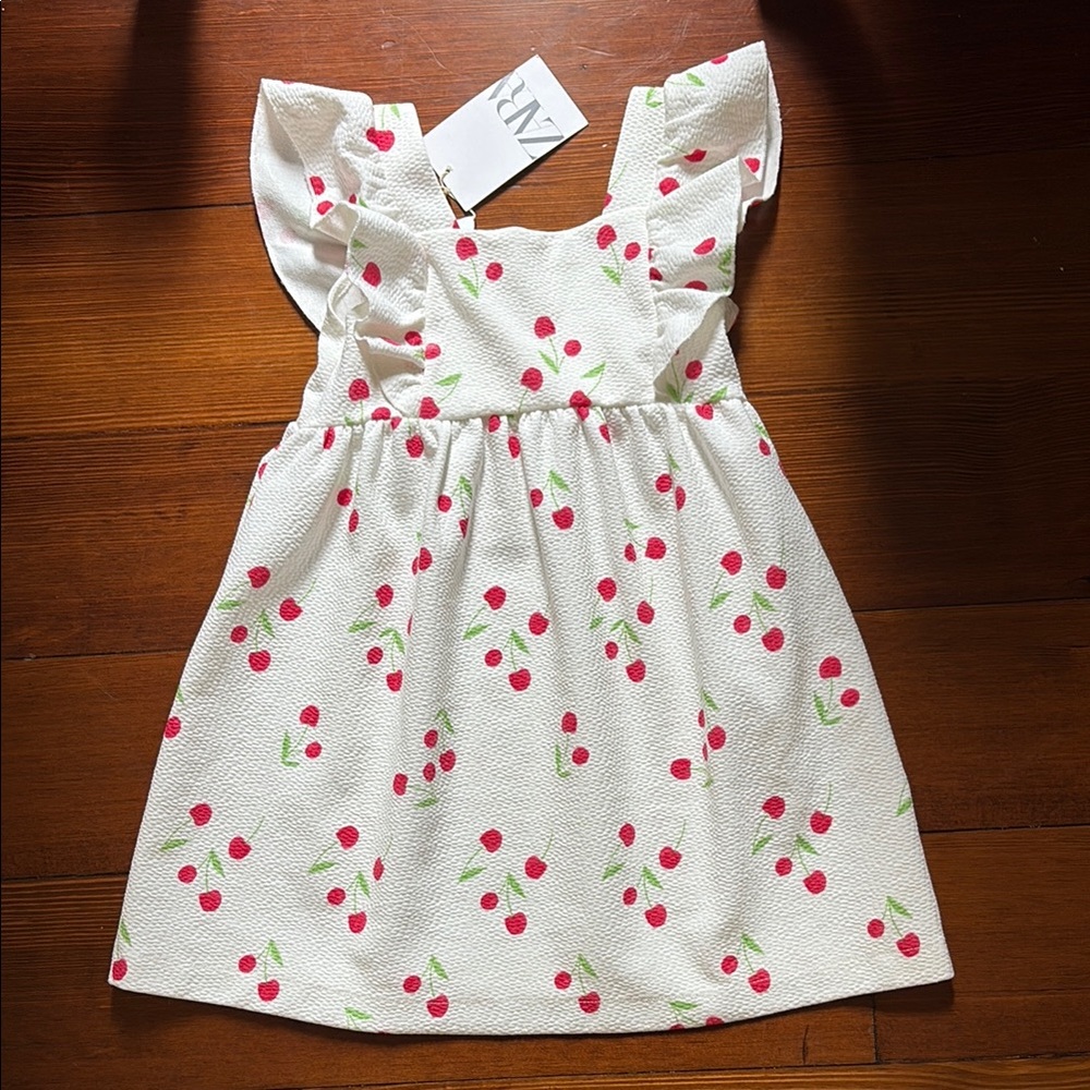 NEW! Zara Sundress, White with Cherries- NEVER WORN with TAGS, Size 4-5 (110 cm)
